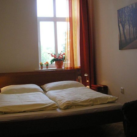 Apartment Riverside - River View Bratislava Chambre photo