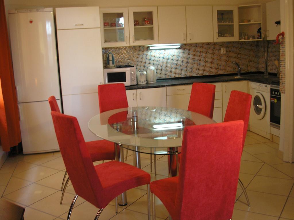Apartment Riverside - River View Bratislava Chambre photo