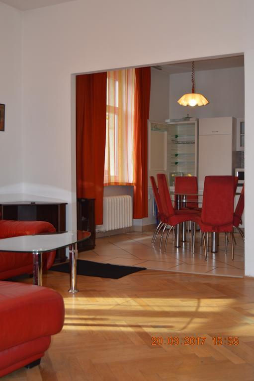 Apartment Riverside - River View Bratislava Extérieur photo